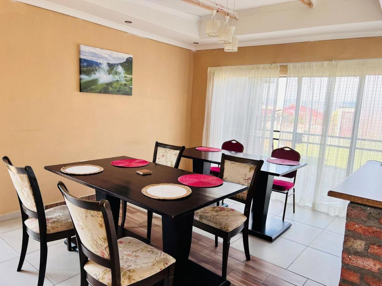 Mphatlalatsane Bnb Maseru Exterior foto